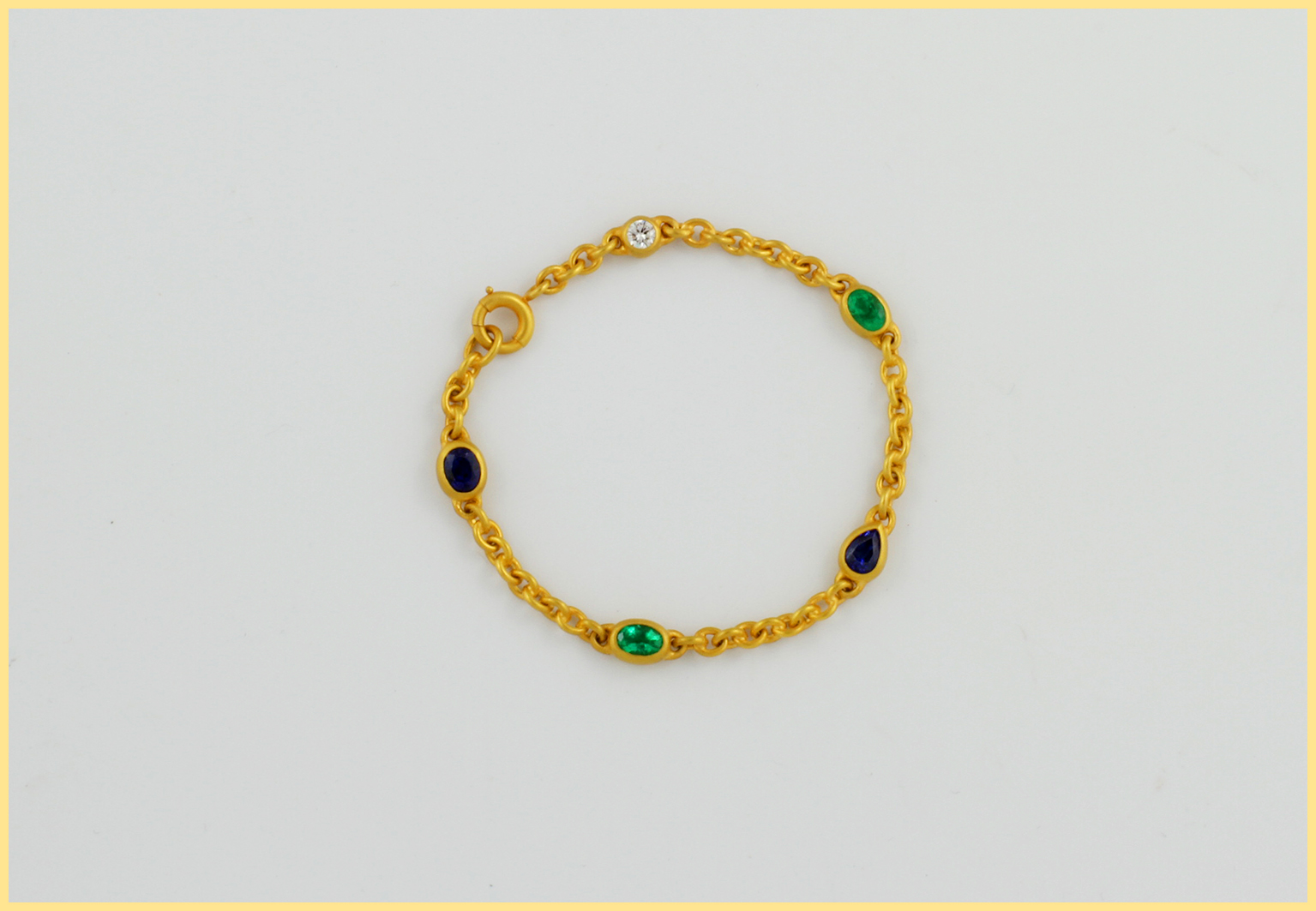 Saphir-Smaragd-Brillant-Armband 18 Karat Gelbgold